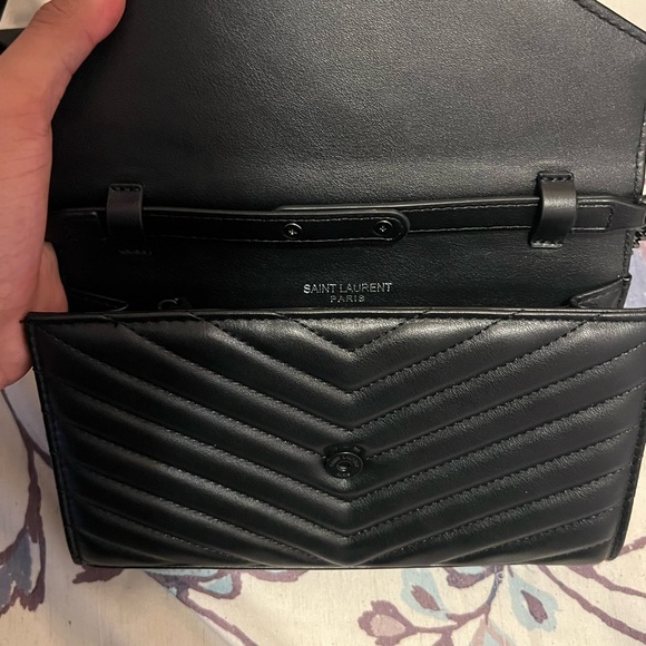 Yves Saint Laurent Black Chevron Crossbody Bag - Picture 3 of 4